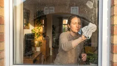Fenster streifenfrei reinigen: so vermeidest du Schlieren mit einfachen Tricks