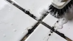 Mühelose Fugenreinigung: Schritte, die noch am selben Tag sichtbare Ergebnisse liefern